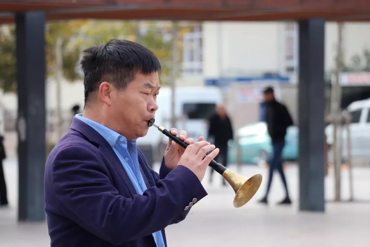 Çinli Müzisyenden Tekirdağ’da Suona Performansı