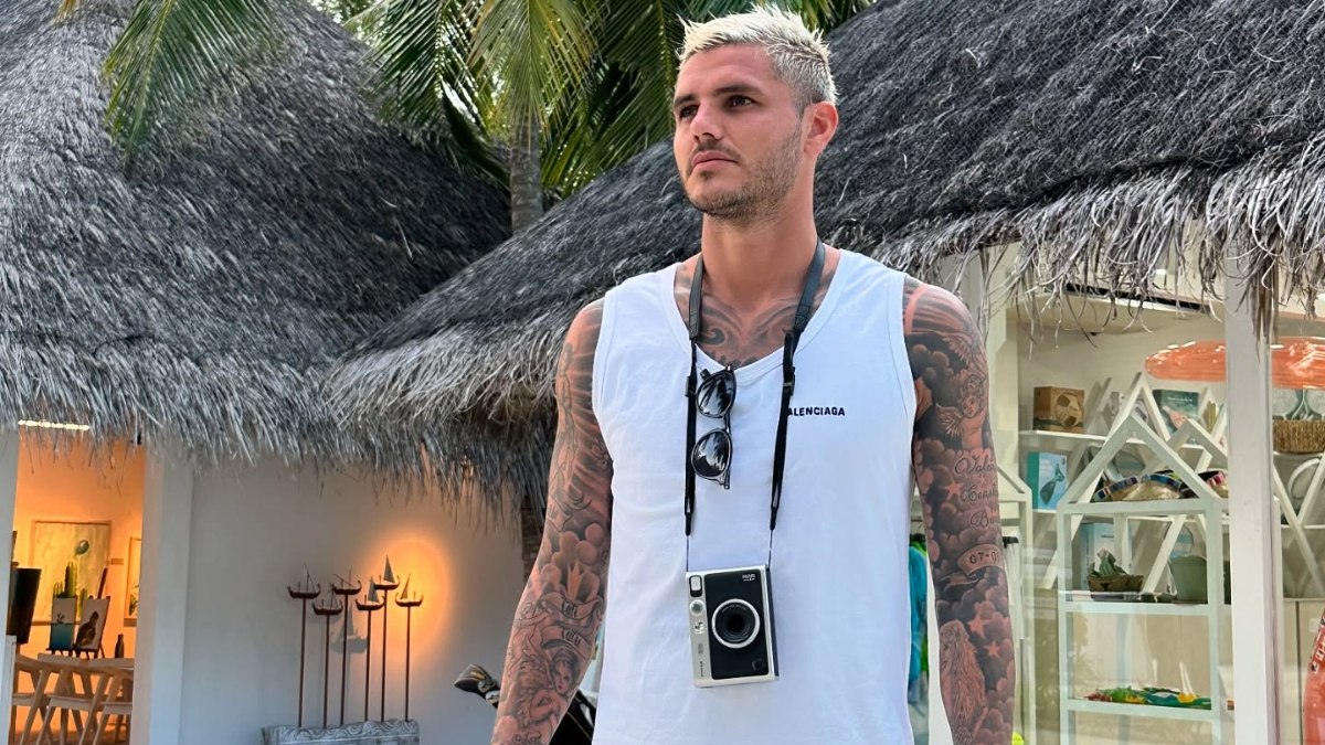 Mauro Icardi yeni hayatından kareler yayınladı